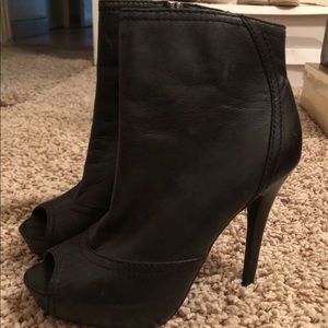 Black leather boots booties size 7